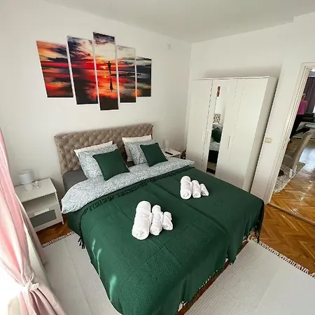 Elegant Escape Apartment Belgrade Exterior photo