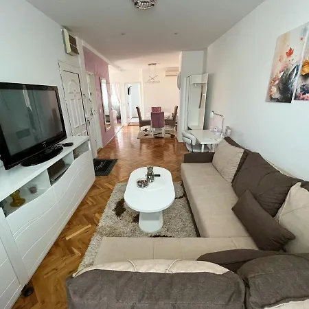Elegant Escape Apartment Belgrade Exterior photo